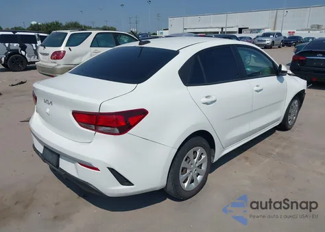 2022 Kia Rio S z USA, uszkodzony, nr VIN 3KPA24AD3NE493632
